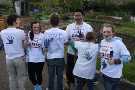 painting team ignite hope2010