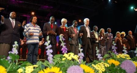 leadership on stage compressed
